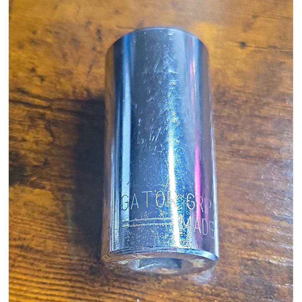 Vintage GATOR GRABBER SOCKET 1/4